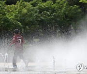 [날씨] 내일도 초여름 날씨…경상권 내륙은 30도 이상