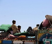 AFGHANISTAN REFUGEES