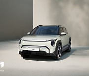 기아, 전기 SUV 'EV3' 출시…1회 충전 500㎞ 주행