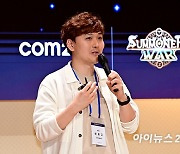 [포토]한동규 컴투스 SW사업본부장, 10주년 맞은 '서머너즈워' 성공 비결 강연