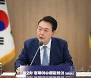 尹, 용산 정비 완료…한중일 정상외교로 국면전환 나선다