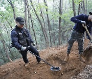 '저격능선 전투'서 산화한 故김동수 이등중사…73년 만에 가족 품으로