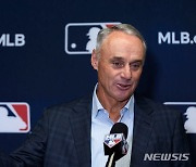 MLB, '로봇 심판' 도입 내년까진 없다…"기술적 문제 있어"