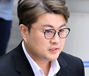 [포토S] 김호중, '내가 왜 그랬을까'