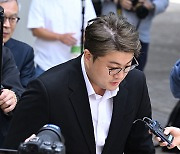 [포토S] 법원 출석하는 김호중