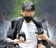 경복궁 낙서 지시한 '이 팀장' 구속…"증거인멸·도망 염려"