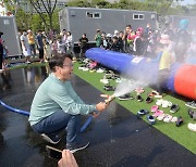 시청 앞에 펼쳐진 어울림·놀이마당…광주시민의 날 기념 축제