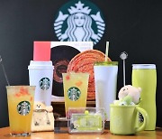 Major coffee chains lure young consumers with K-pop, character goods