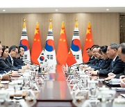 中 관영 언론, “한중일 3국 회담, 협력의 새로운 여정 시작”