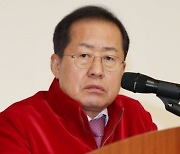 “인성 문제”…홍준표, 이강인 이어 김호중 ‘비판’