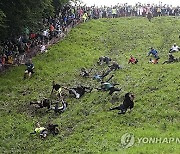 Britain Cheese Rolling