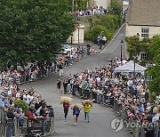 Britain Woolsack Races