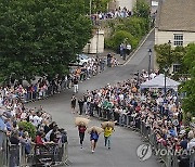 APTOPIX Britain Woolsack Races