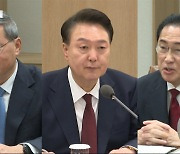 윤 대통령, 일본 총리에게 '라인' 사태 꺼냈다‥"외교 사안 아냐"