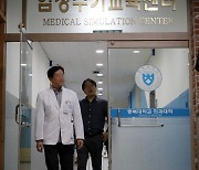 충북대 의대 “집단 유급 임박, 총장은 휴학 승인 검토해야”