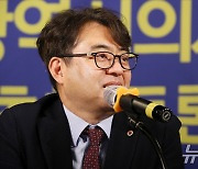 의대 증원 질문에 답하는 이상호 대구시의사회 수석부회장