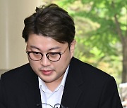 김호중, 자포자기했나 "유치장 독방서 잠만 자…삼시세끼 구내식당 도시락"