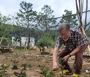 문재인 "누구나 빛나는 자리 있다…아웃사이더들 힘찬 응원"