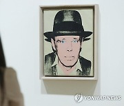 앤디 워홀의 '요셉 보이스 초상'