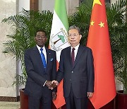 CHINA-BEIJING-ZHAO LEJI-EQUATORIAL GUINEA-PRESIDENT-MEETING (CN)