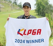 홍진주, '노보기 퍼펙트'로 KLPGA 챔피언스투어 통산 3승 달성