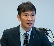 이복현 금감원장, 보험사 CEO 만나 “PF 연착륙 힘써달라”