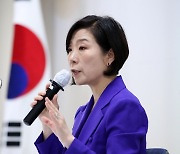 ‘울산 자부심’ 복순도가 찾은 오영주 장관 “로컬 브랜드가 지역소멸 문제의 해법”