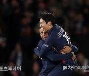 이강인, PSG 이달의 골 후보 이어 리그앙 올해의 골 후보 선정