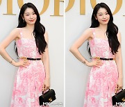 김연아, ‘곰신’ 잠시 벗고 샌들! 핑크 드레스 패션으로 성수동 행차한 여왕 [틀린그림찾기]