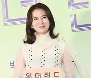 이일화,   더 돋보이는 패션 감각 [포토엔HD]