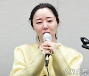 [ST포토] 두 번째 기자회견 갖는 민희진