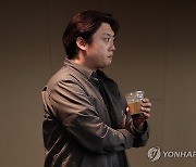 의정갈등 관련 심포지엄 지켜보는 박단 위원장