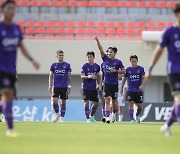 연패는 없다…‘최규현·김동진 연속골’ 안양, 충북청주 2-0으로 꺾고 선두 ‘탈환’[현장리뷰]