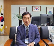 김상호 김포호수초교 교장 “아이들은 내게 힘을 주는 존재”