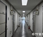 [사설]연쇄 성폭행범 거주 제한 없어 주민이 떠나야 하는 나라