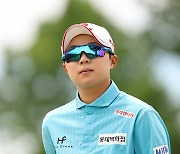 '이틀간 4타 줄인' 김효주, 퍼팅에 이어 어프로치 살아나 [LPGA 메이저 US여자오픈]