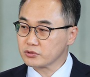 이원석, 김건희 여사 소환 질문에 "법 앞에 성역 없다"