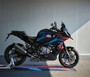 BMW 모토라드, 고성능 크로스오버 모터사이클 ‘뉴 M 1000 XR’ 출시