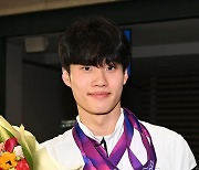 '수영 간판' 황선우, '파리 올림픽 전초전' 마레 노스트럼 자유형 200m 金 획득하며 대회 2관왕