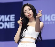 [포토S] 케플러 강예서, '하트 뿅뿅'