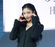 지혜원 '사랑스런 볼하트'[★포토]