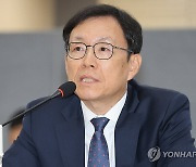 인사말하는 김규철 주택토지실장