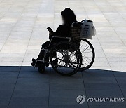 서울대병원 교수들 내일 총파업 논의…"더는 가만있을 수 없어"