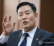 "전화한 적 없다"던 신원식·이종섭, 이첩 전후 13차례 통화