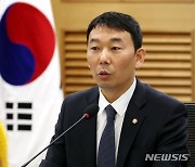 김용민 "국회의장이 강제로라도 본회의 열어 7일 상임위원장 투표해야"