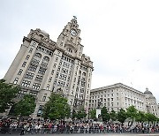 BRITAIN CUNARD SHIP