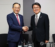 황운하 원내대표 예방한 추경호 원내대표