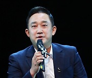 뮤지컬 '영웅'의 윤홍선 프로듀서