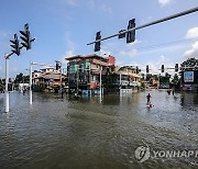 SRI LANKA WEATHER FLOOD