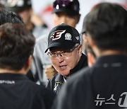 김경문의 한화, 연이틀 KT 완파 '7위 도약'…SSG는 삼성 6연승 저지(종합)